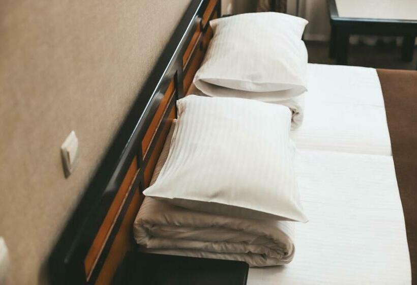 اتاق استاندارد, Georg Palace