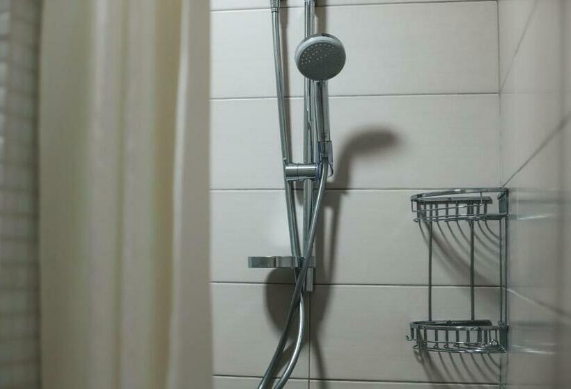 اتاق استاندارد, Georg Palace