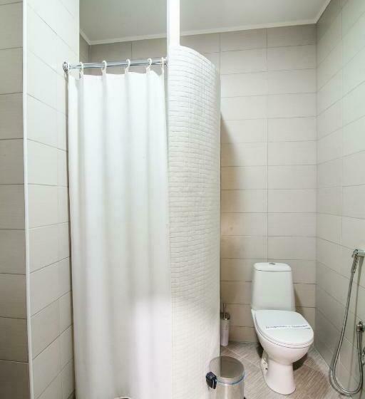 سوئیت با بالکن, Georg Palace