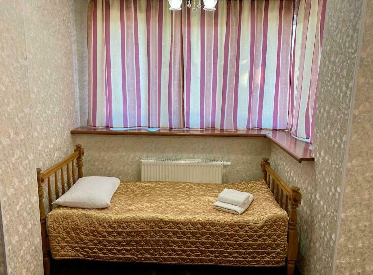 带阳台套房, Golden Lion