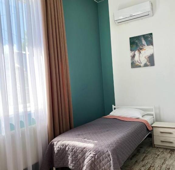 스탠다드 싱글 룸, Gosudar