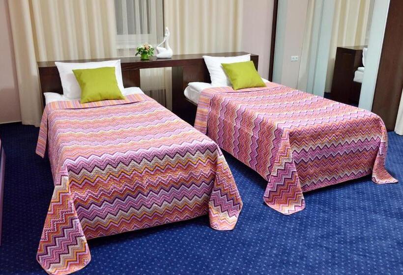 수피리어 룸, Gosudar