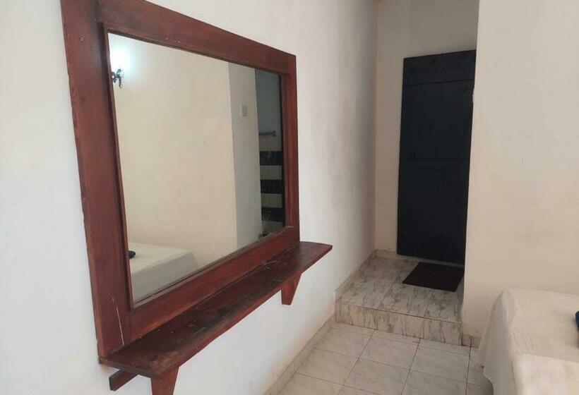 Номер Economy, Hansa Surf