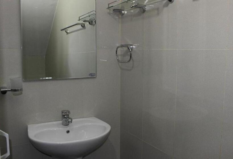 1 Sovrums Deluxe Lägenhet, Kandy Waters