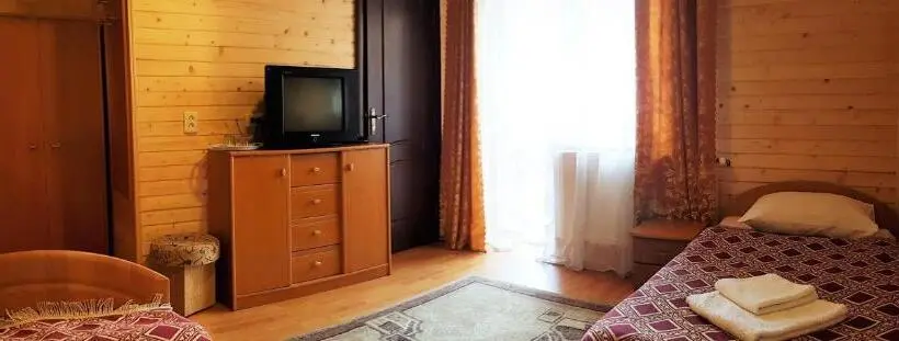 اتاق استاندارد, Karpatski Zori