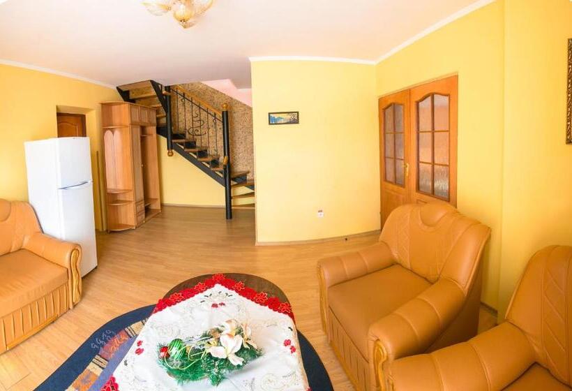 آپارتمان دوبلکس 1 خوابه, Pansionat Bogema