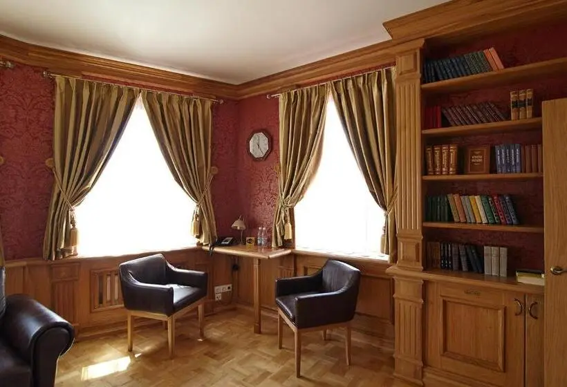 Suite Duplex, Pidkova