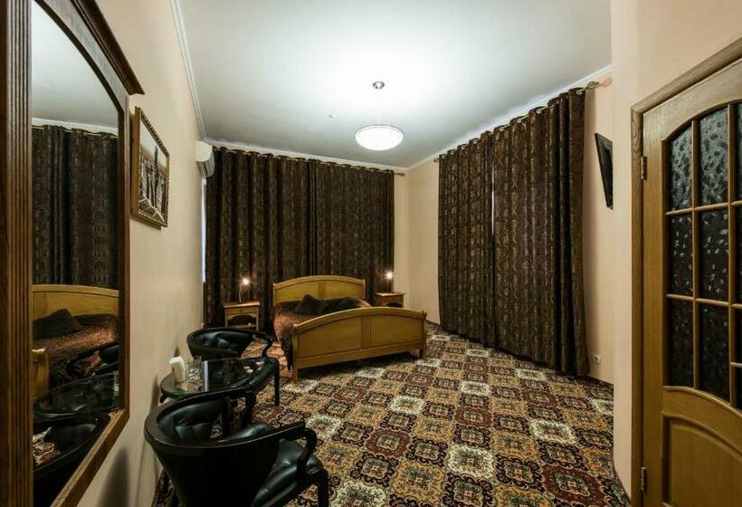 Juniorsviitti, Premium