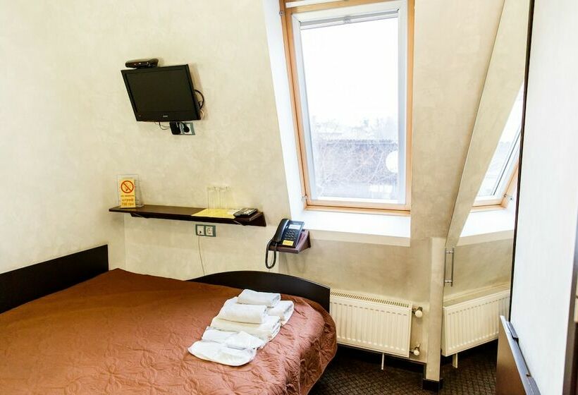 デラックスルーム, Tsaritsynskiy