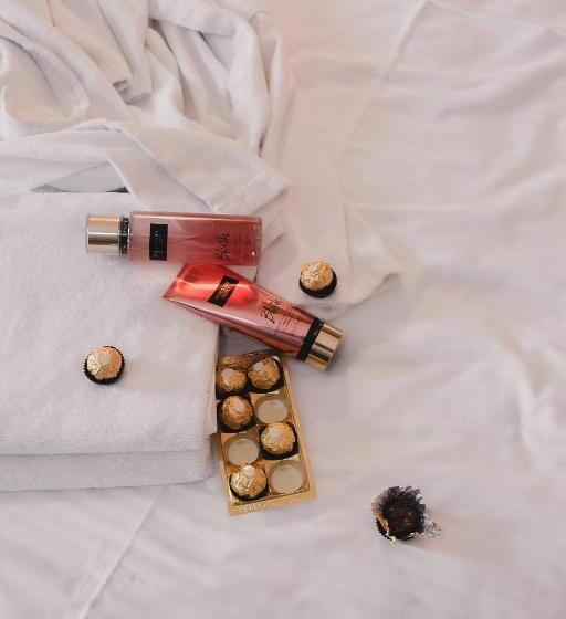 수피리어 룸, Aivengo