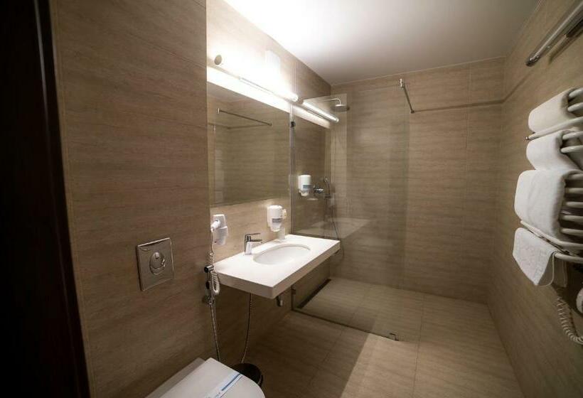 اتاق سوپریور با بالکن, Sribni Leleky Hotel & Spa