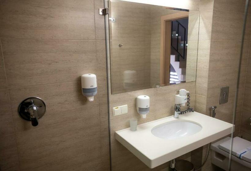 سوئیت با تخت بزرگ, Sribni Leleky Hotel & Spa