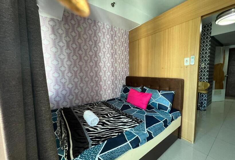 1 Schlafzimmer Apartment mit Balkon, Happy Staycation