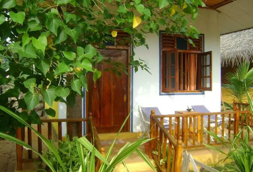 デラックスキャビン, Gems Garden Guest House