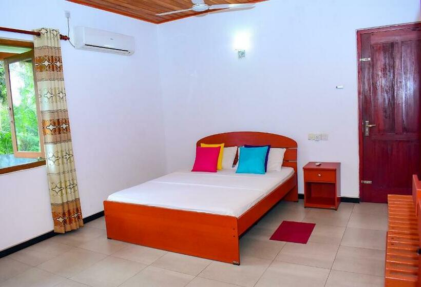 غرفة ديلوكس, Megabe Villa