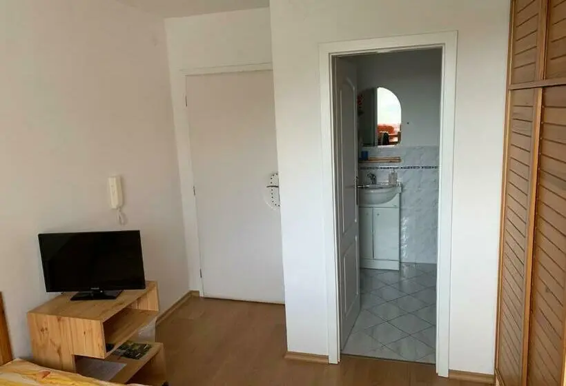 Standard-huone, Pension 325