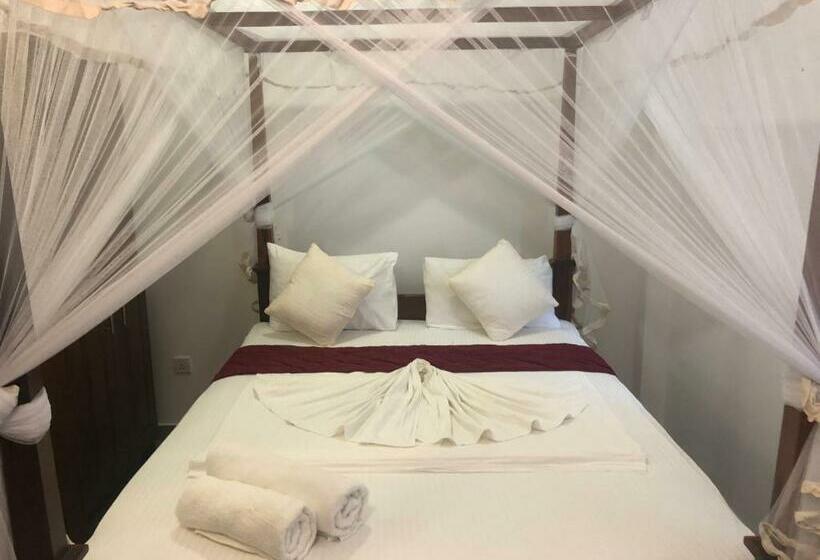 经济房, Villa Red Lobster