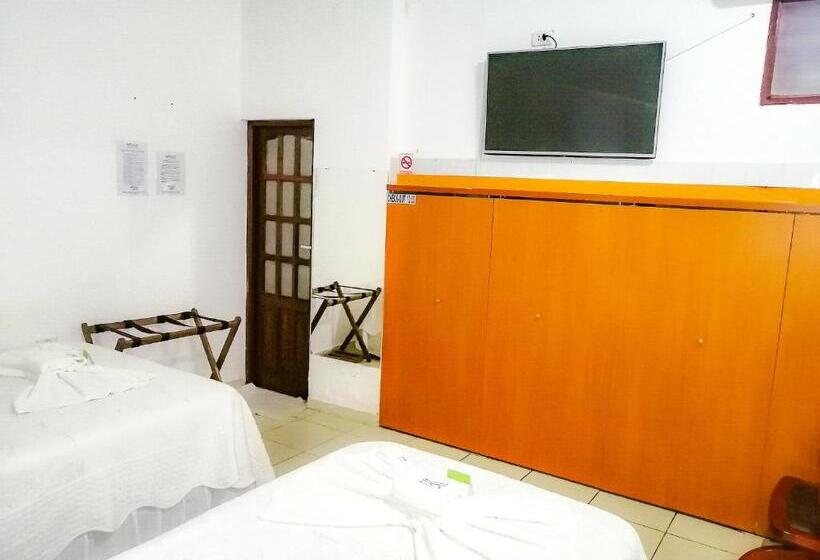 اتاق خانوادگی, Buen Retiro Apart