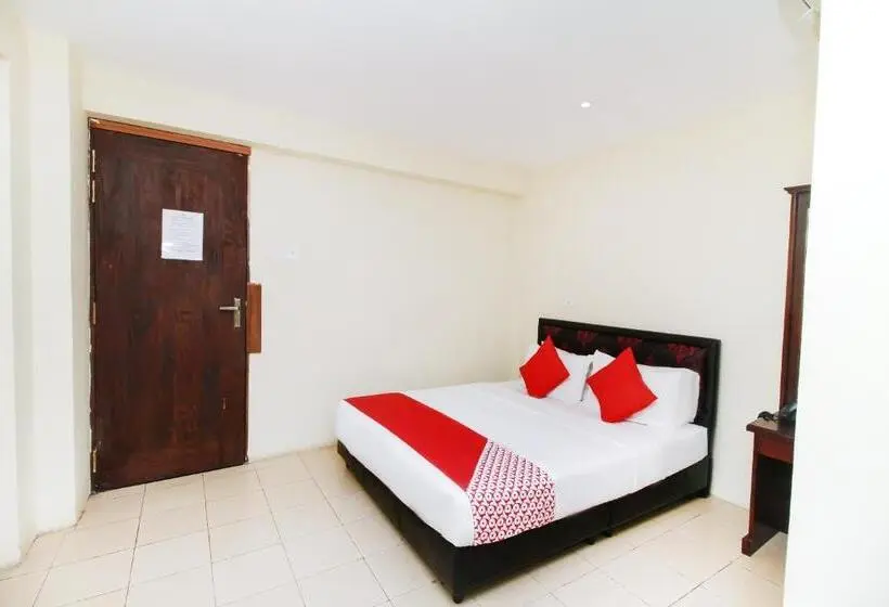 Basic Kolmen Hengen Huone, Green Palace Colombo
