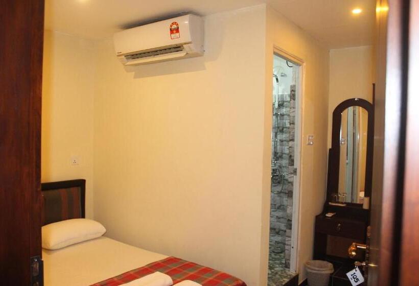 اتاق اکونومی, Green Palace Colombo