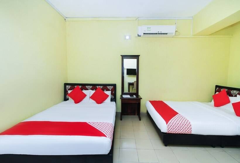 اتاق خانوادگی, Green Palace Colombo