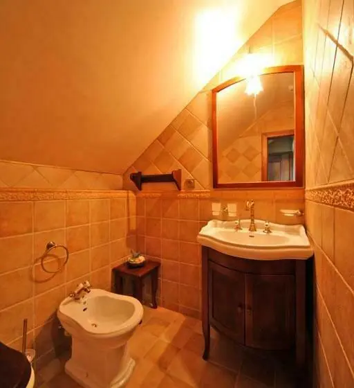 Duplex-sviitti, Horní Dvůr