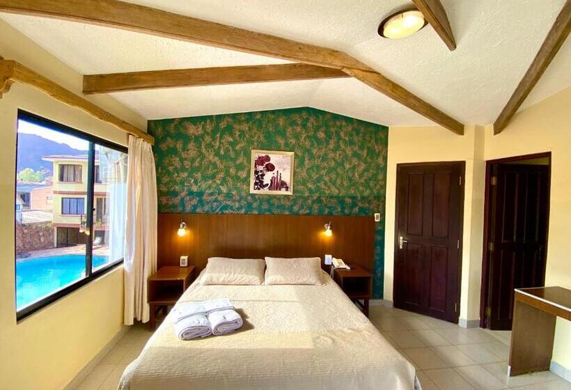 اتاق سوپریور, Mitru