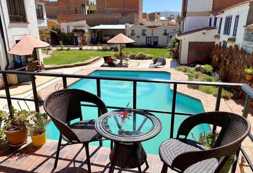 اتاق سوپریور, Mitru