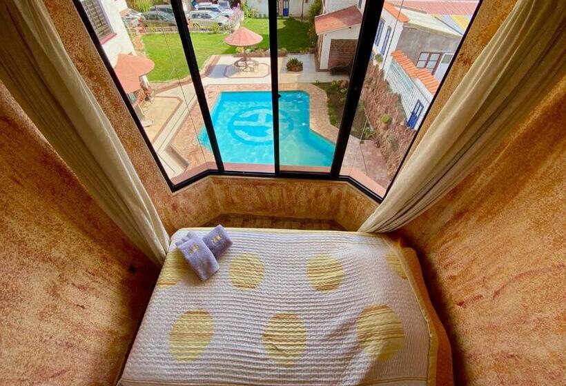 آپارتمان 1 خوابه با چشمانداز استخر, Mitru