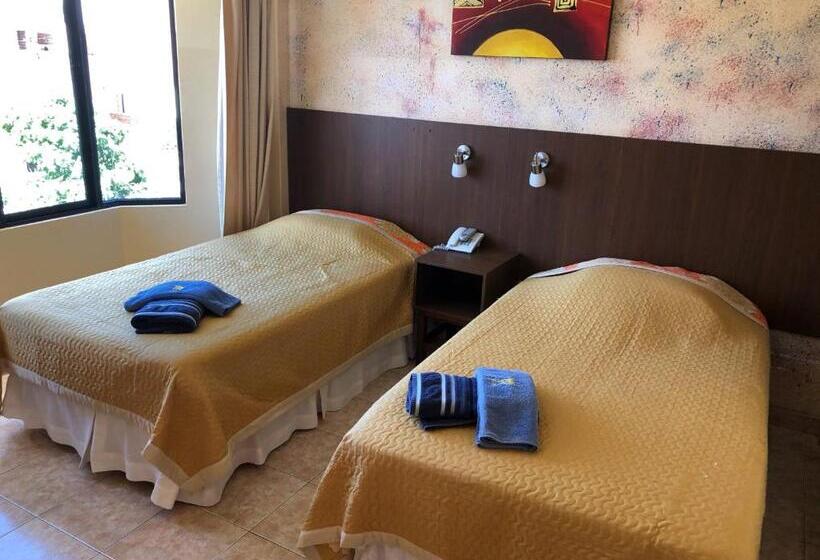 آپارتمان 1 خوابه با چشمانداز استخر, Mitru