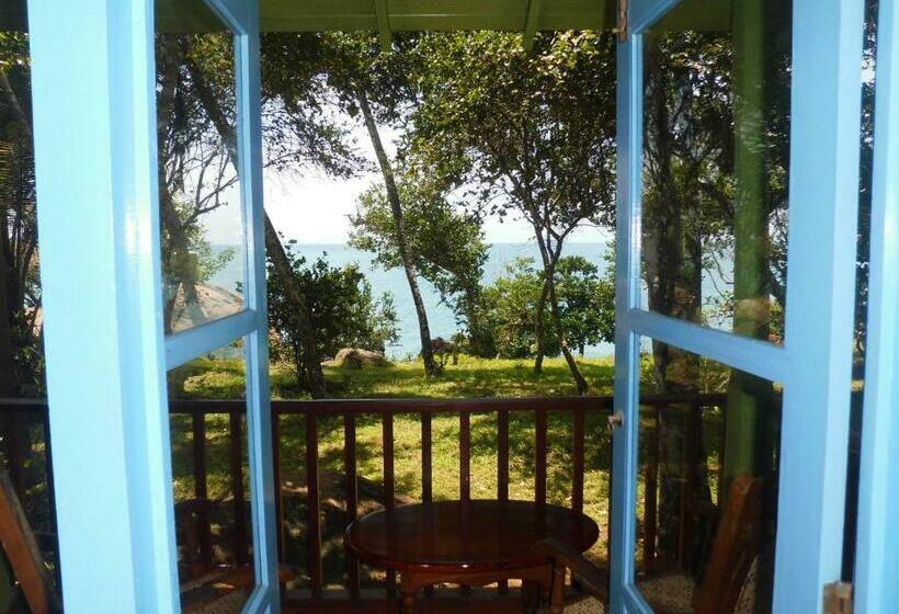 オーシャンビューのスタンダードバンガロー, Palace Mirissa