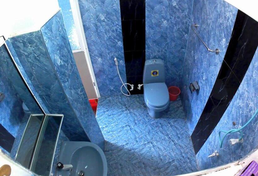 اتاق لوکس, Surasa Beach Resort