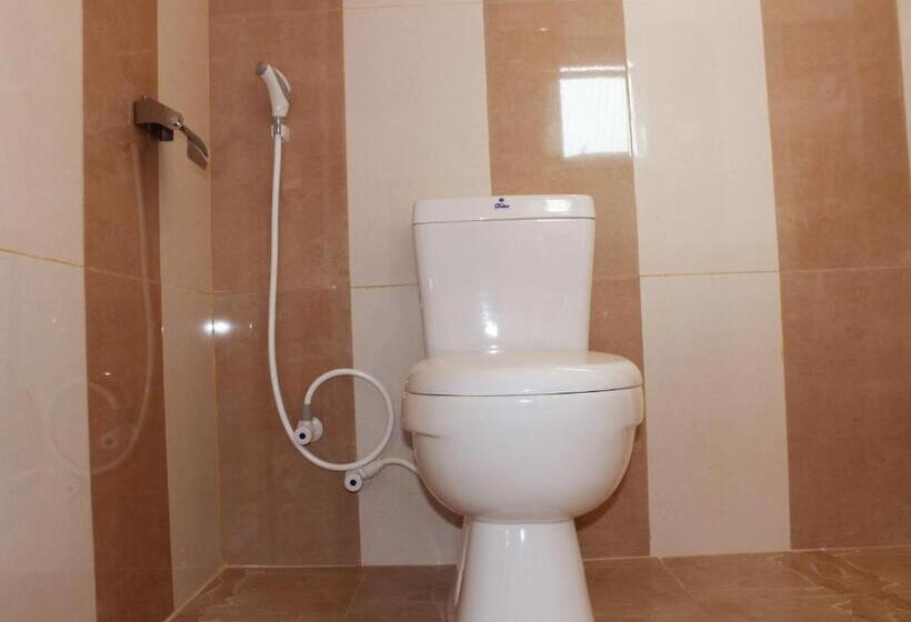 اتاق لوکس با بالکن, Surasa Beach Resort