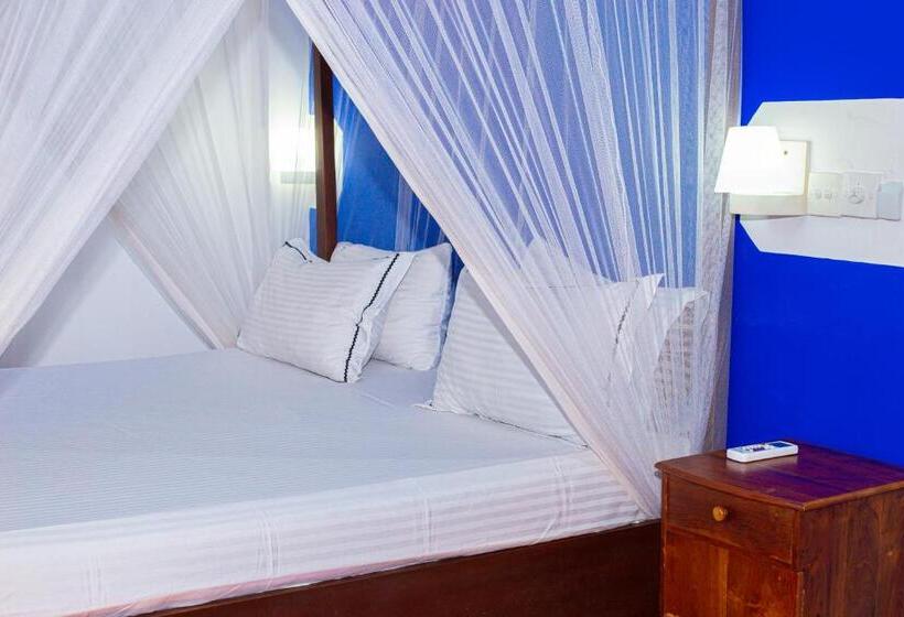 اتاق سوپریور, Surasa Beach Resort