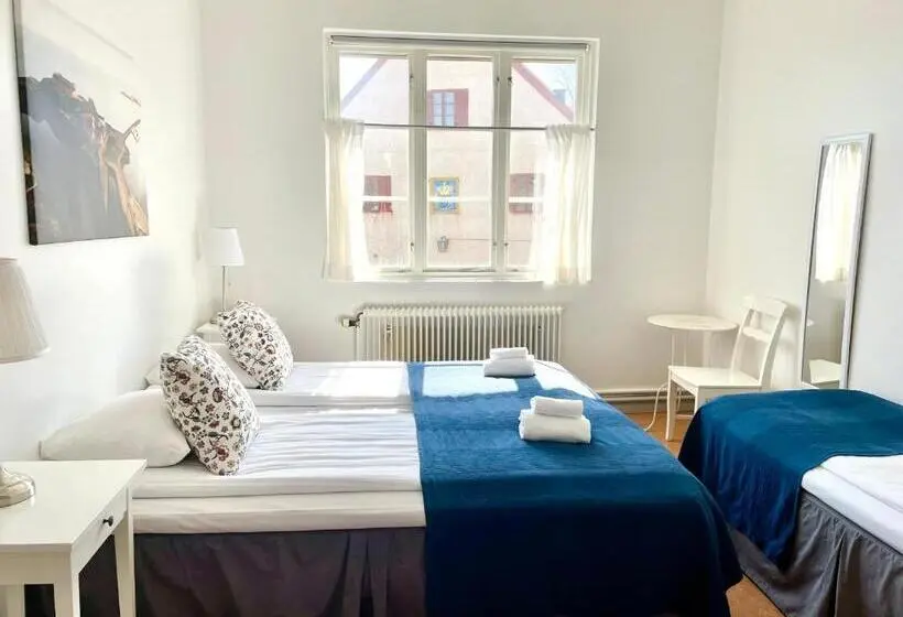 Standard Kolmen Hengen Huone Jaettu kylpyhuone, Fästningens
