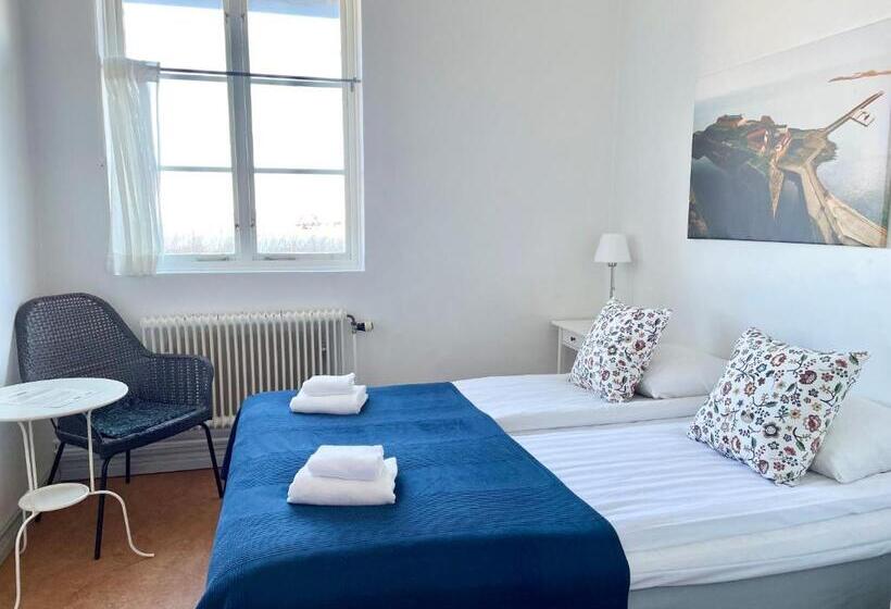 חדר סטנדרט חדר אמבטיה משותף, Fästningens