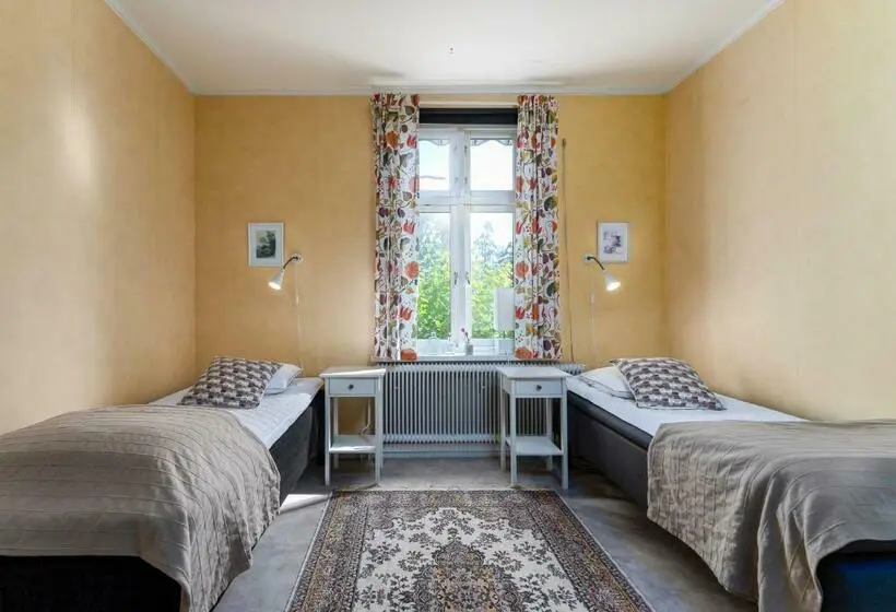 Standard-huone Jaettu Kylpyhuone, Borrgården Hostel