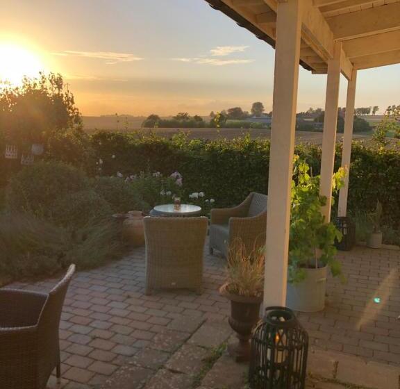 标准间带漩涡浴缸, Glimminge Bed & Breakfast