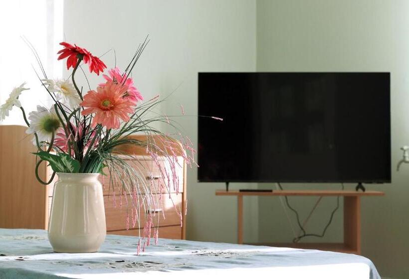 سوییت خانوادگی, Hostel Lõuna