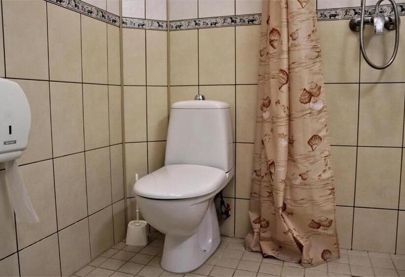 سوییت خانوادگی, Hostel Lõuna