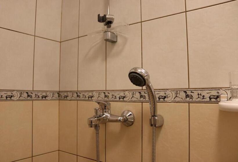 اتاق استاندارد, Hostel Lõuna