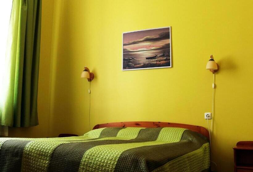 اتاق استاندارد, Hostel Lõuna