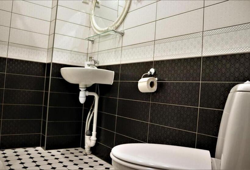 سوییت, Hostel Lõuna