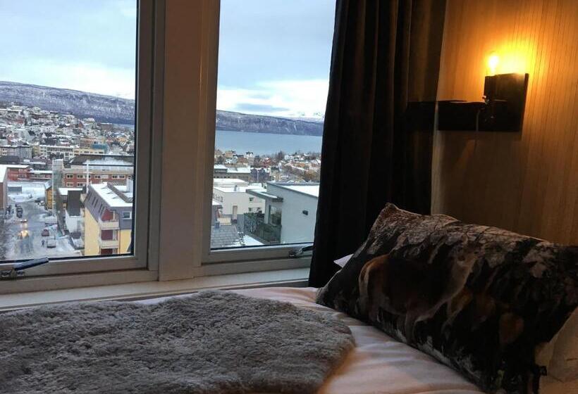 スーペリアトリプルルーム, Breidablikk Guesthouse