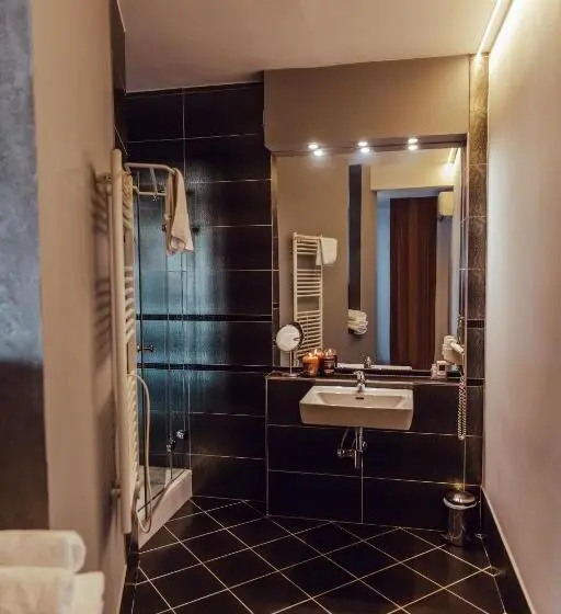 اتاق استاندارد با بالکن, Garni Klaret