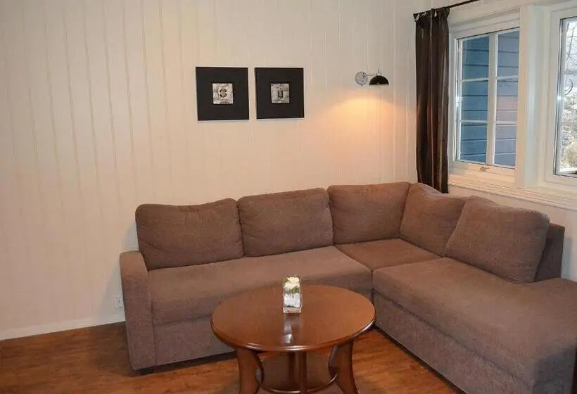 Appartement 1 Chambre, Grimstad Vertshus