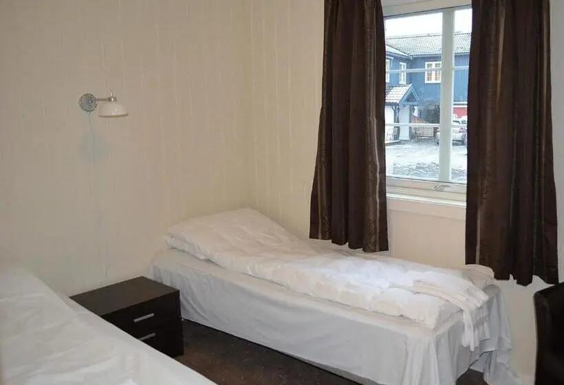 Appartement 1 Chambre, Grimstad Vertshus