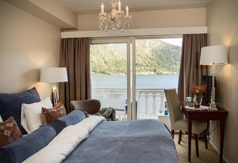 Triple Room Sea View, Hofslund Fjord