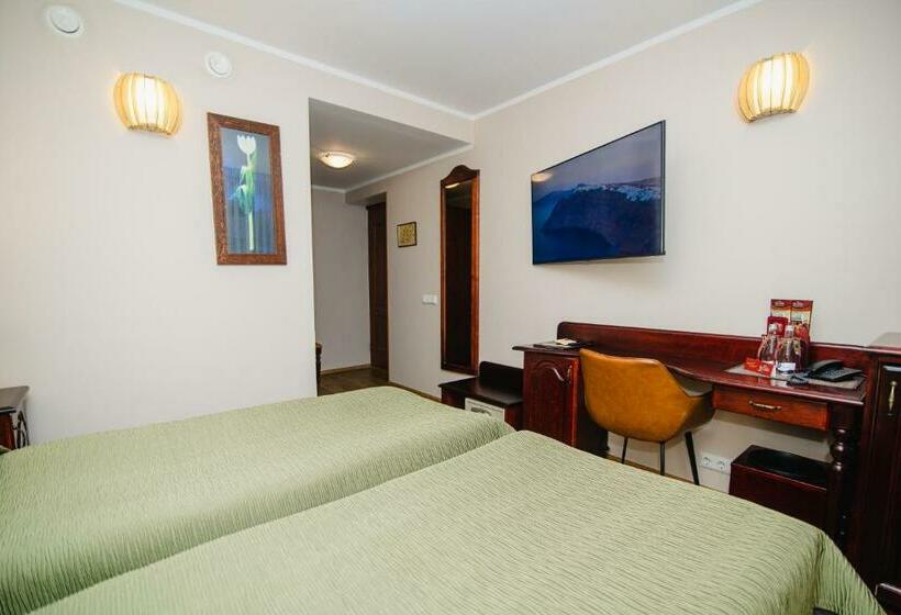 اتاق استاندارد, Legend