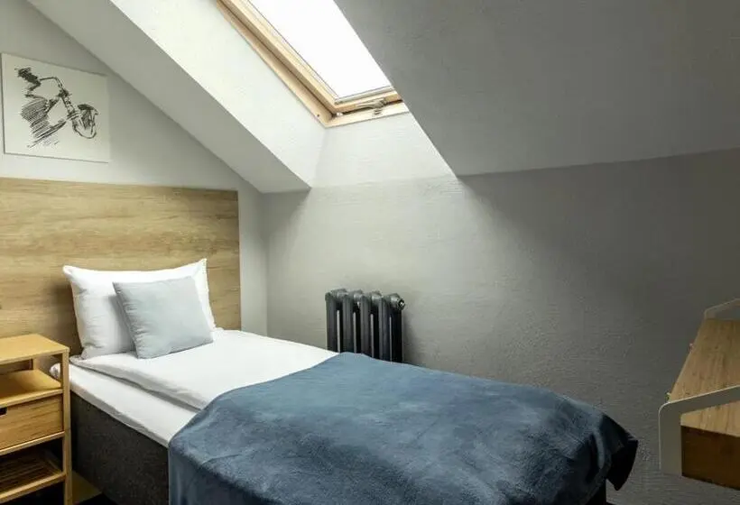 اتاق استاندارد یک نفره, Park Hotel Vilnius